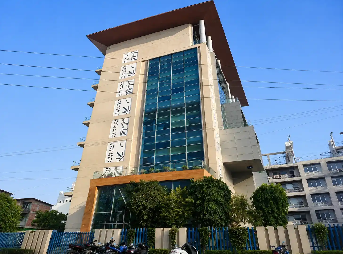 TAG TOWER UV-4